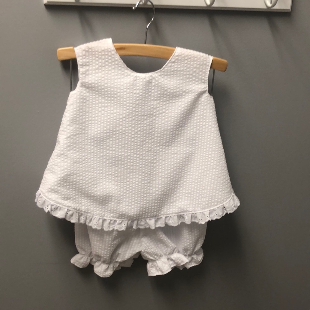 The Beaufort Bonnet Company White Baby Matching Set